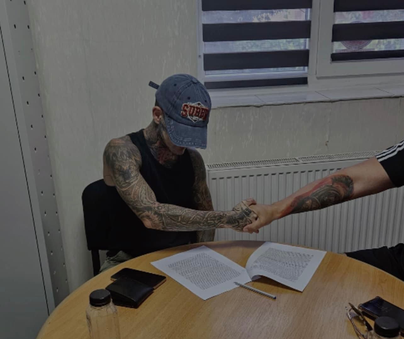 Zannidache, de la Survivor, vrea sa supravietuiasca din afacerile de la Costinesti. Video Zannidache, de la Survivor, vrea sa supravietuiasca din afacerile de la Costinesti. Video