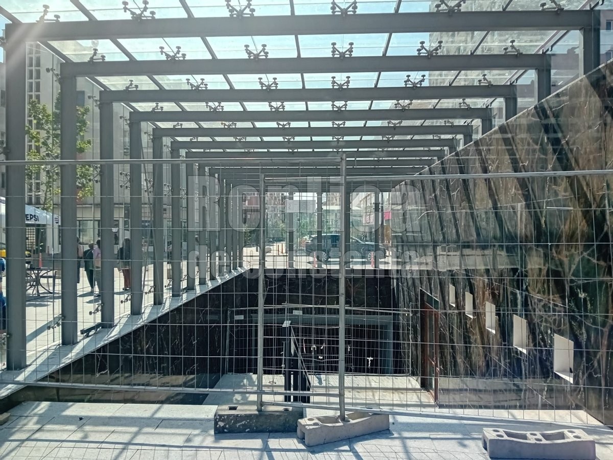 Cand se preconizeaza sa fie gata lucrarile la pasajul pietonal de langa Tomis Mall? Video Cand se preconizeaza sa fie gata lucrarile la pasajul pietonal de langa Tomis Mall? Video