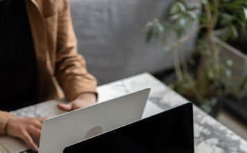 Curățenia digitală: cum îți pui ordine în conturi, parole, abonamente și copii de siguranță